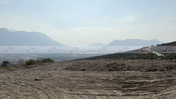 Terreno en venta en Parque 100, Santa Catarina — foto 3 de 12