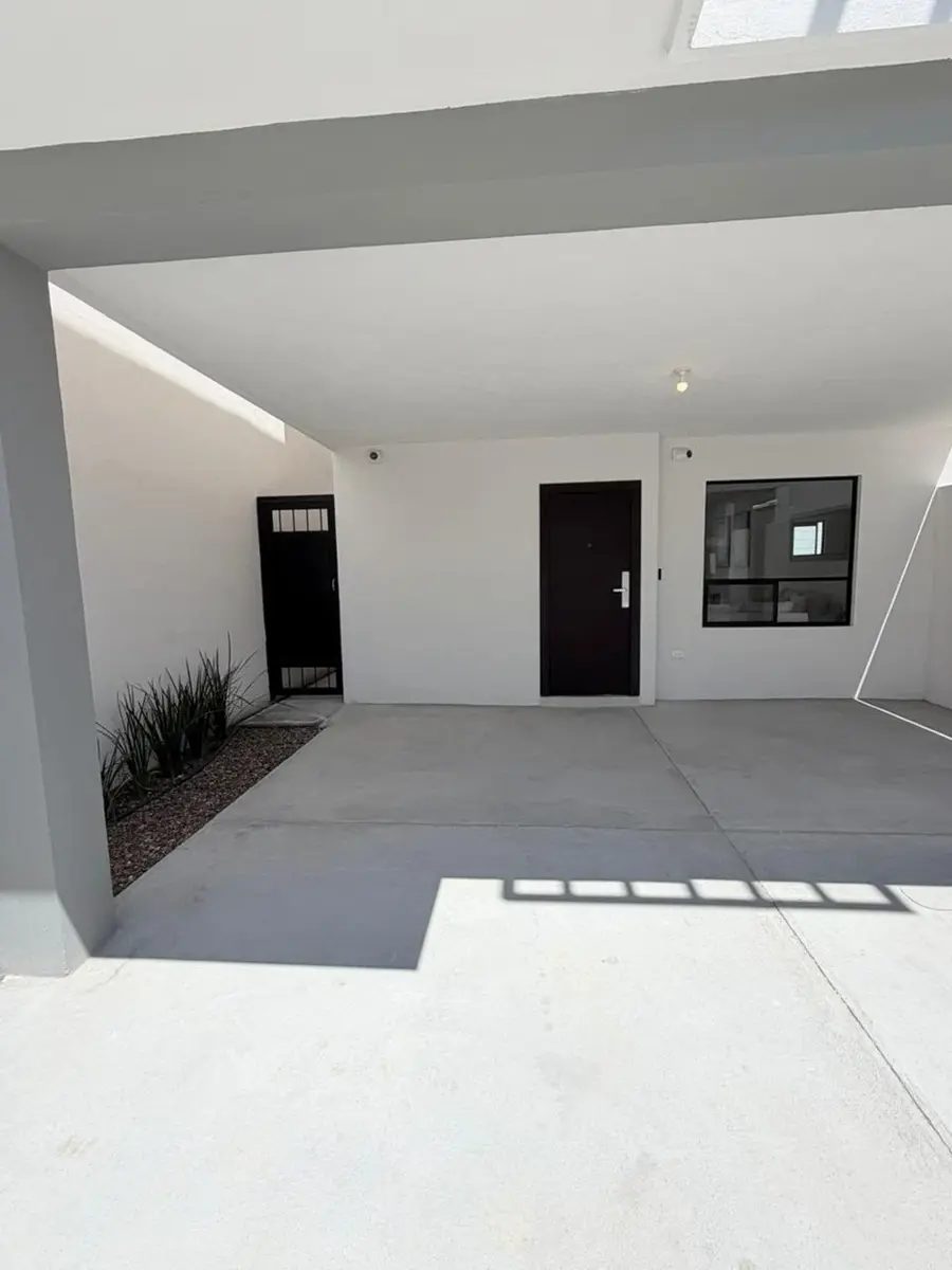 Casa en venta en Montalia, Saltillo — foto 1 de 10