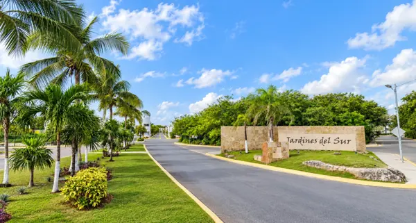 Casa en Remate con Magnífica Ubicación en Cancún Centro