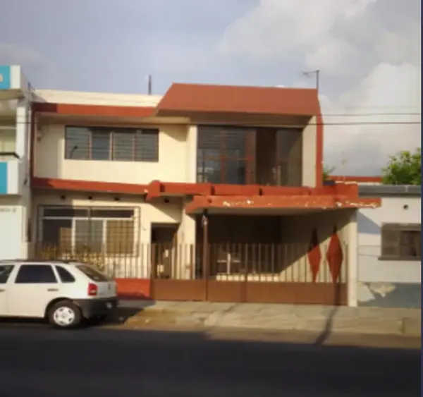 CASA DE ENTREGA INMEDIATA EN MACLOVIO HERRERA, MAGISTERIAL, COLIMA