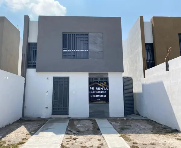 CASA EN RENTA EN SALINAS VICTORIA, NUEVO LEON