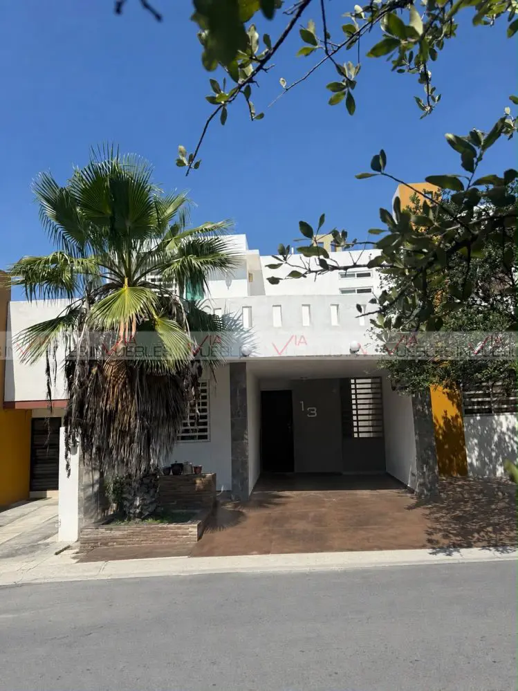 Casa en renta en Capellanía Residencial, Apodaca — foto 1 de 12