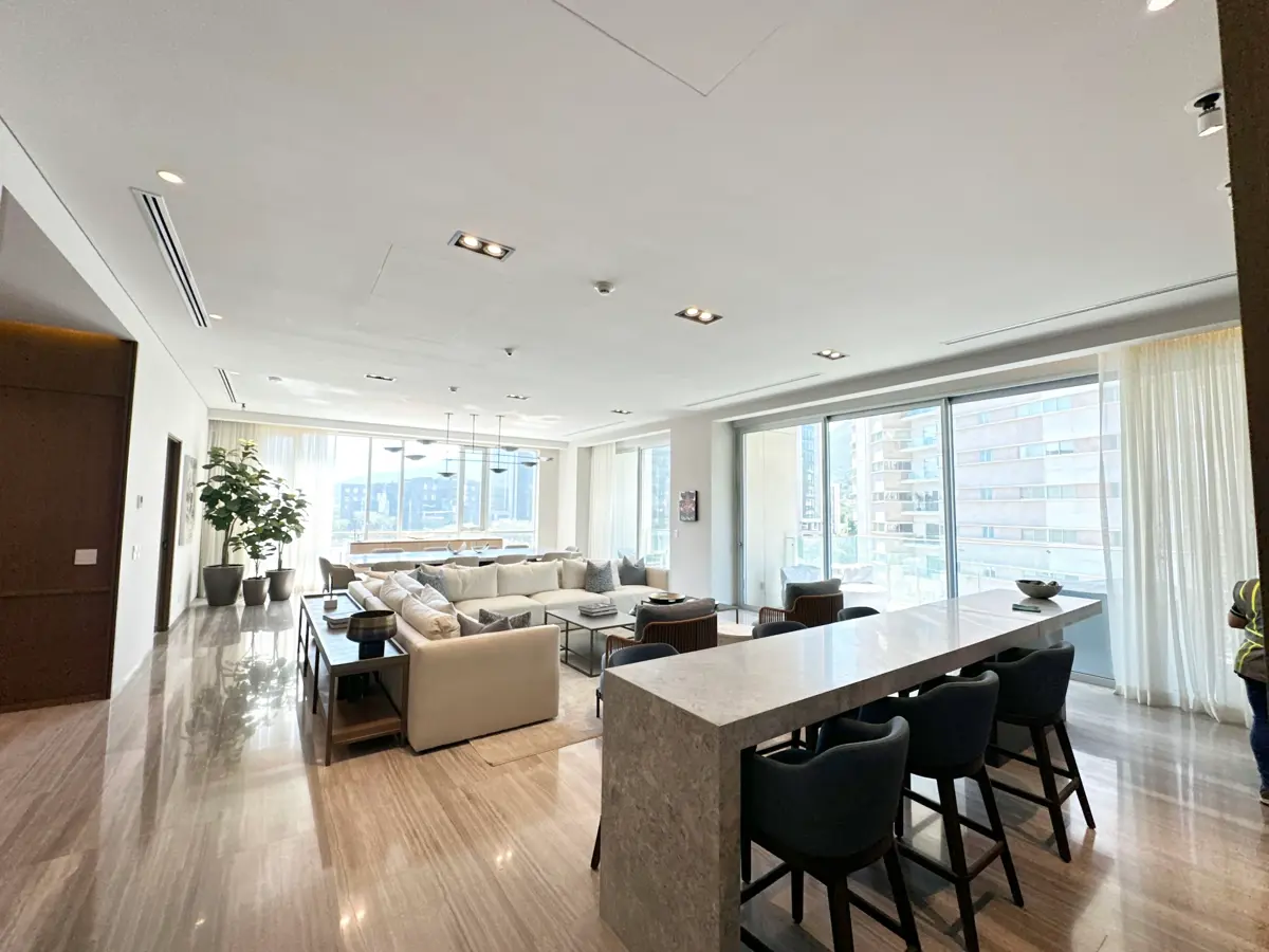 Departamento en venta en Punto Central, San Pedro Garza García — foto 1 de 35