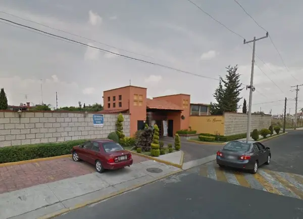 Casa en venta en Residencial La Gavia, Metepec — foto 3 de 11