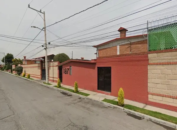 Casa en venta en Santa Cruz, Metepec, México