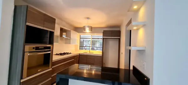 Casa en RENTA en Cumbres Elite 8º Sector