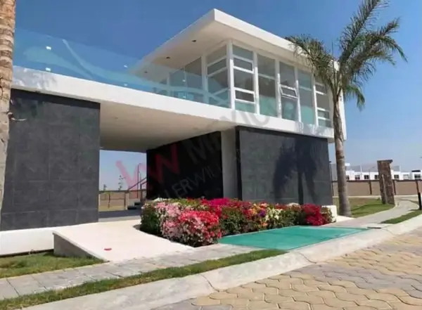 Terreno en venta en Lomas de Angelópolis, Ocoyucan — foto 2 de 3