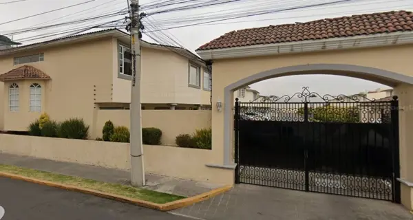Casa en venta en Coaxustenco, Metepec, México
