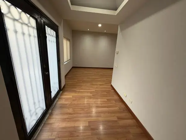 Casa en renta en Lomas del Valle, San Pedro Garza García — foto 3 de 11