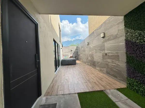Casa en venta en Ayuccá, García — foto 3 de 59