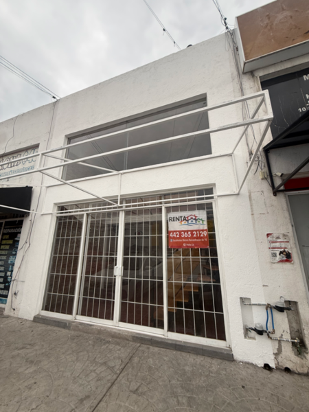Local Comercial en Renta en El Pueblito Centro, Querétaro con Amplio Estacionamiento