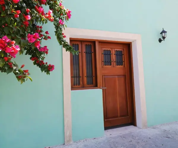Renta de casa  residencial amueblada en el centro de Merida