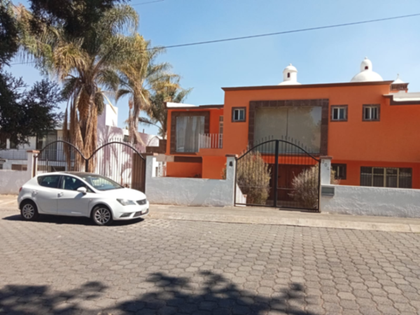 Casa en renta en Club Campestre Erandeni, Tarímbaro — foto 3 de 37