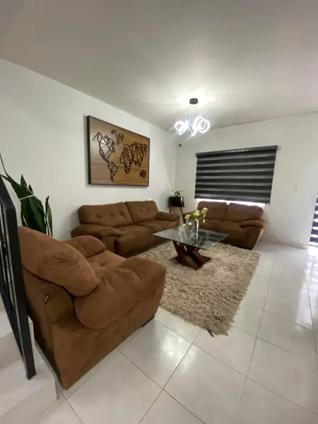 Casa en venta en Alebrijes Residencial, Torreón — foto 2 de 18
