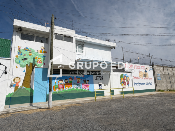 CASA COMERCIAL EN SAN JUAN BAUTISTA