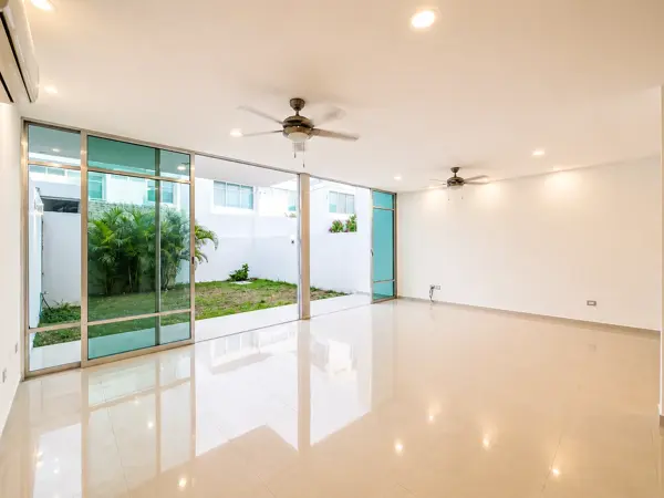 Casa en venta en Altabrisa, Mérida — foto 3 de 12