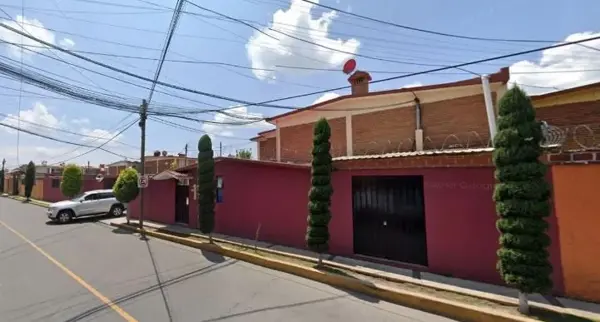Casa en venta en Santa Cruz, Metepec — foto 3 de 10