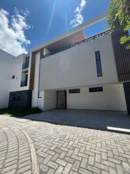 Casa en venta en Lomas de Angelópolis, San Andrés Cholula, Puebla