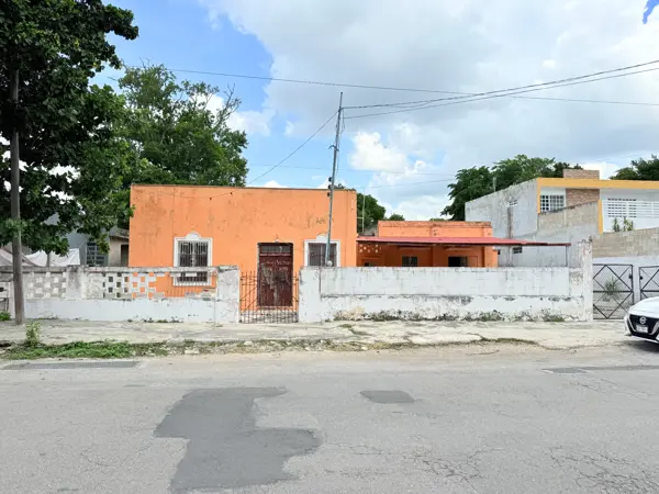 Casa de Una Planta en Venta en Col. Francisco I. Madero, Mérida, Yuc.