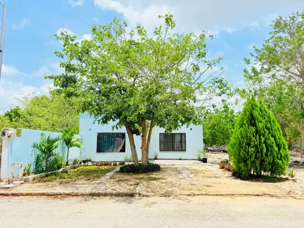 Casa de Una Planta en Venta en Privada en Ucu