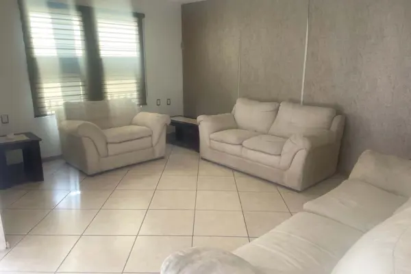 Casa en renta en Los Geranios, Saltillo — foto 3 de 16