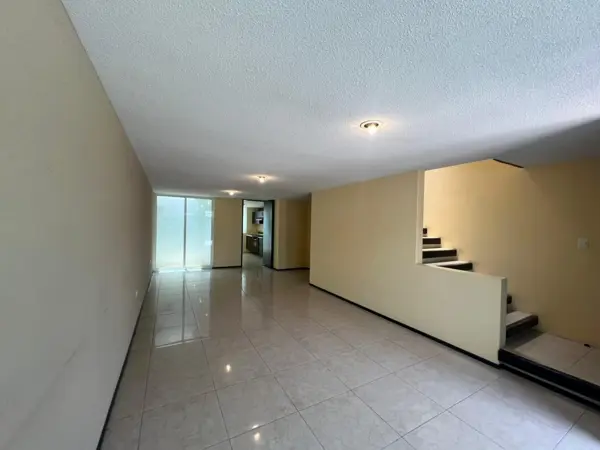 Casa en renta en Lomas de la Carcaña, San Pedro Cholula — foto 3 de 17