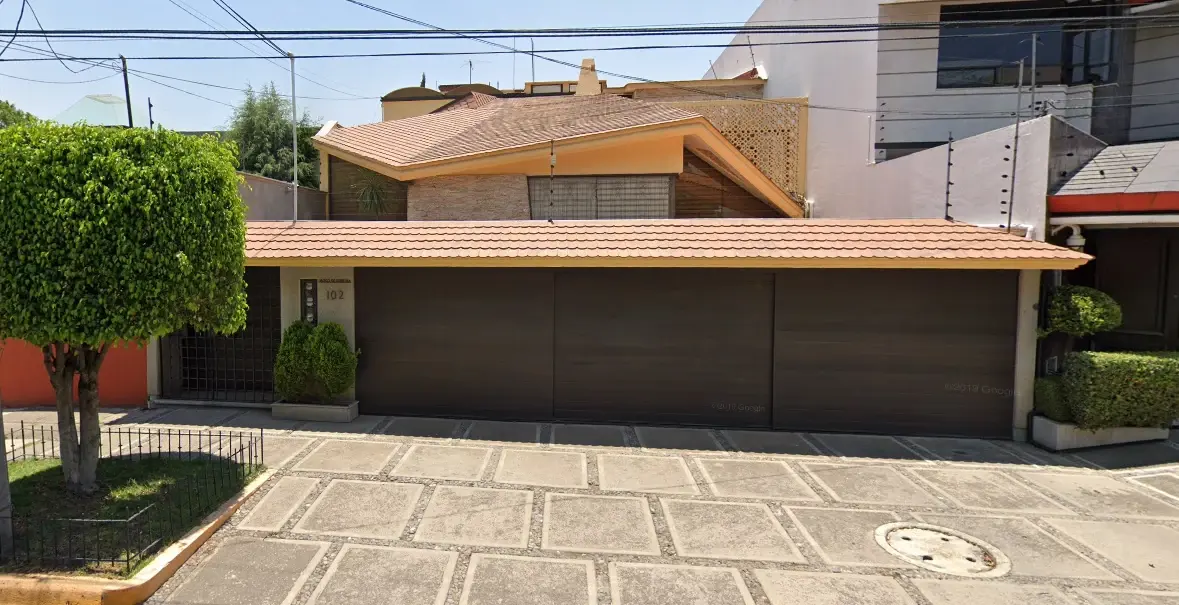 Casa en venta en Ciudad Satelite, Naucalpan de Juárez — foto 1 de 9
