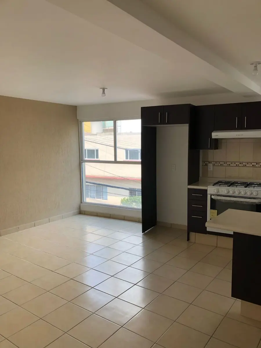 Departamento en venta en San Lucas Tepetlacalco, Tlalnepantla de Baz — foto 1 de 11