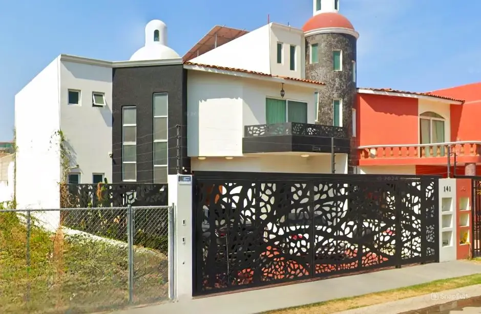 Casa en venta en Jardines de La Higuera, Puerto Vallarta — foto 1 de 11