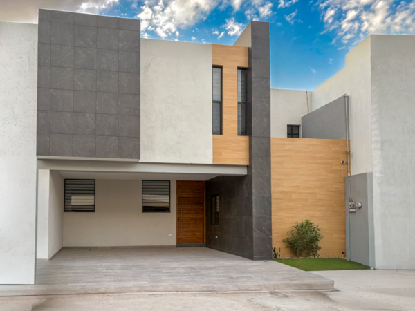 Estrena casa Equipada con Paneles solares y opción Recamara en Planta baja