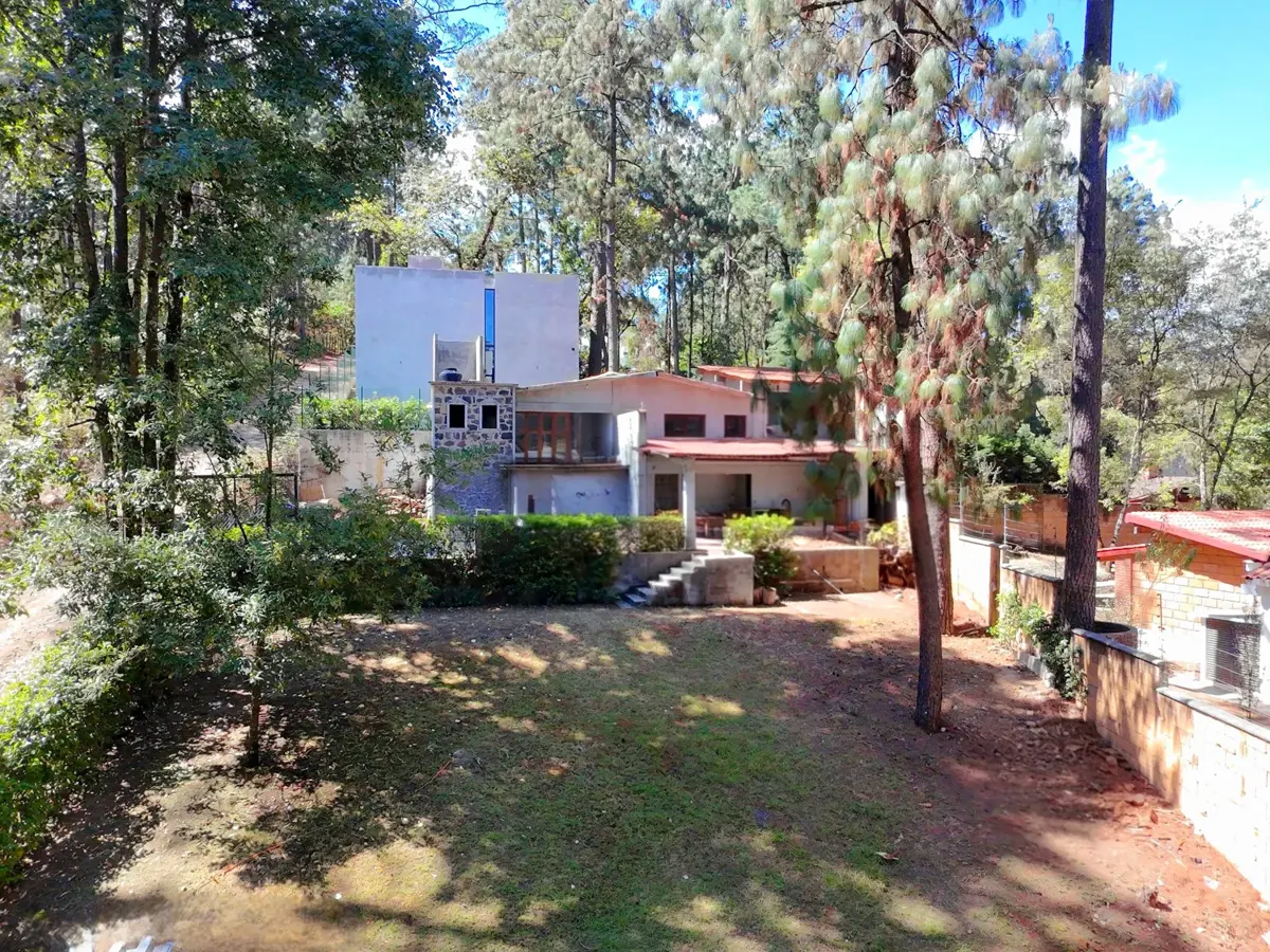 Casa en venta en Cerro Gordo, Valle de Bravo — foto 1 de 13