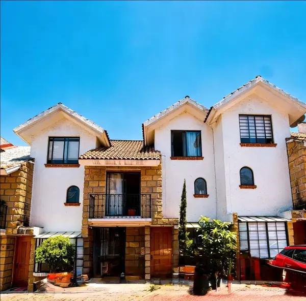 Casa en Venta en Santa Maria Tepepan, Xochimilco: Espacios Amplios y Comodidad  JX