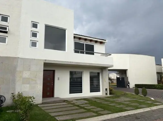 Casa en venta en El Manantial, Metepec — foto 1 de 12