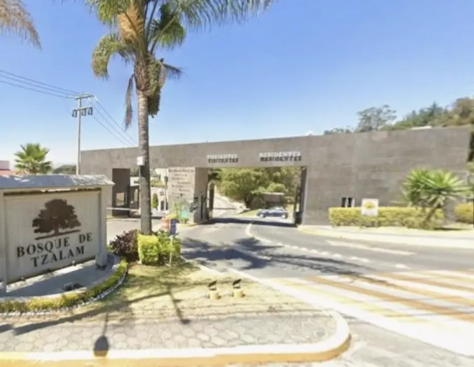 Casa en venta en Bosque Esmeralda, Atizapán de Zaragoza — foto 1 de 8