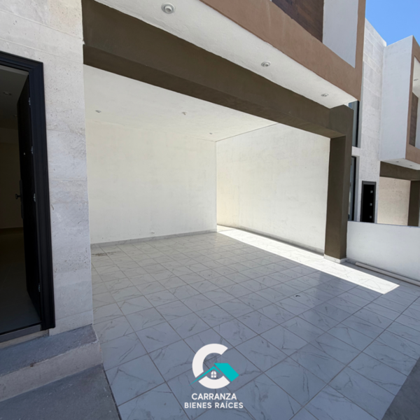 Casa en venta en Jardines Coloniales, Saltillo — foto 2 de 16