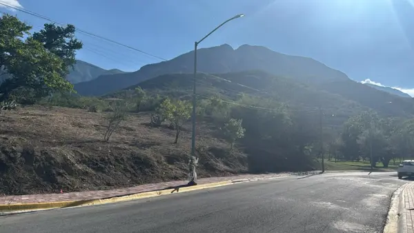Terreno en Venta en Hacienda los Encinos, Monterrey, Nuevo León 5