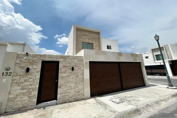 CASA NUEVA EN RENTA EN FRACC. MISIONES