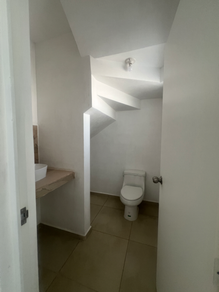 Casa en renta en Nuevo Valle de los Almendros, Saltillo — foto 3 de 19