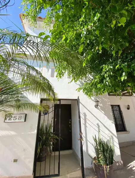 CASA VENTA LAS LOMAS CERCA DEL PERIFÉRICO