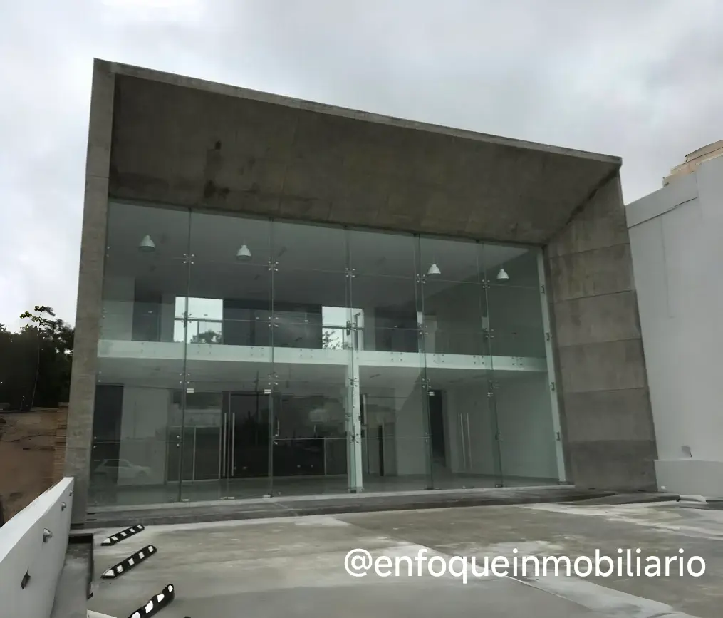 Edificio en renta en Residencial San Patricio, Saltillo — foto 1 de 11
