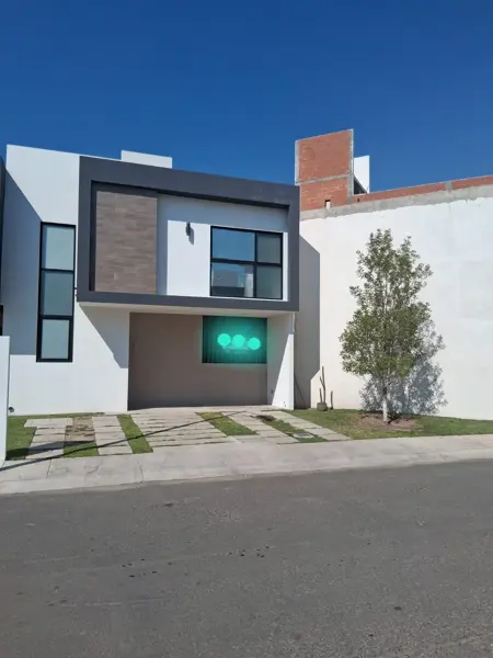 RENTA DE CASA EN CARLOTA 2