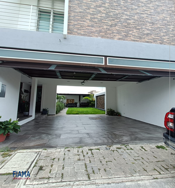Casa en venta en Lomas del Encanto, Tepic — foto 2 de 19
