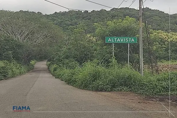 Terreno en venta en Lima de Abajo, Compostela — foto 2 de 5
