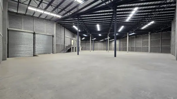 Bodega en renta en Magna Industrial Park, Santa Catarina — foto 2 de 9