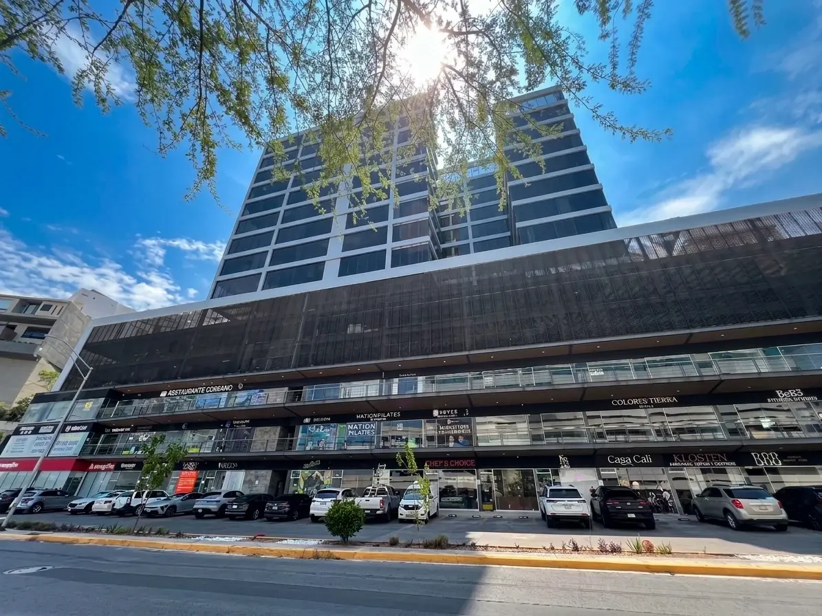 Local en venta en Zona Valle Oriente Norte, San Pedro Garza García — foto 1 de 6