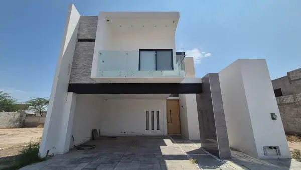 CASA EN RENTA CORTIJO LAS TROJES CON PANELES SOLARES