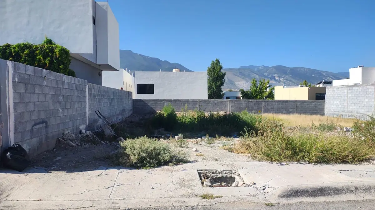 Terreno en venta en Los Lirios, Arteaga — foto 1 de 2