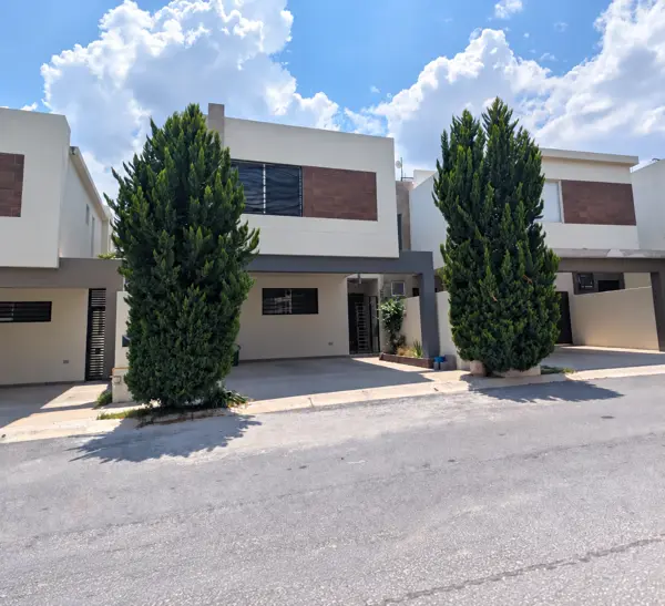 casa en renta en LENNA residencial