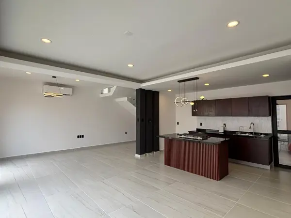 Casa en venta en Las Lomas Residencial, Alvarado — foto 2 de 10