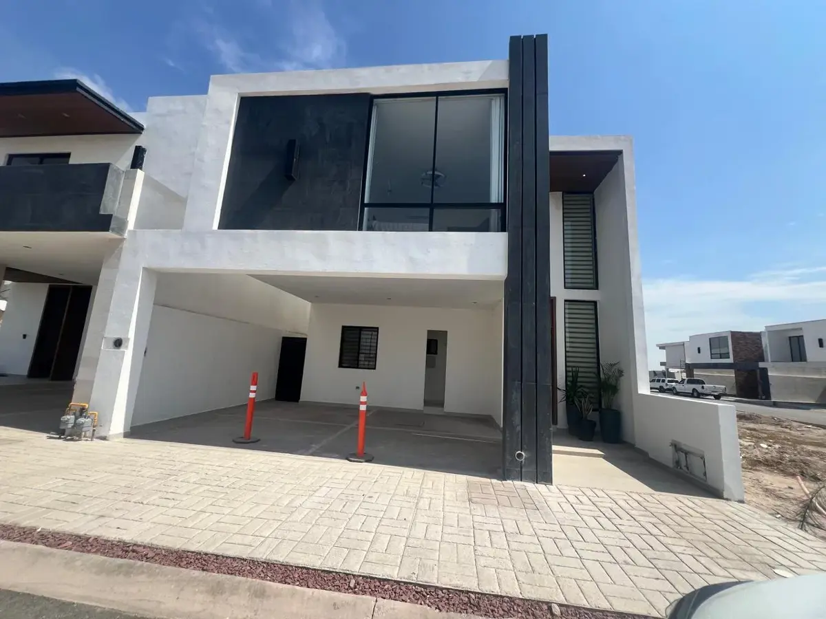 Casa en Venta en Los Viñedos, Torreón, Coahuila de Zaragoza Casa en Venta en Los Viñedos, Torreón, Coahuila de Zaragoza